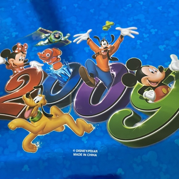 Walt Disney World Scrapbook Album - Picture 6 of 6